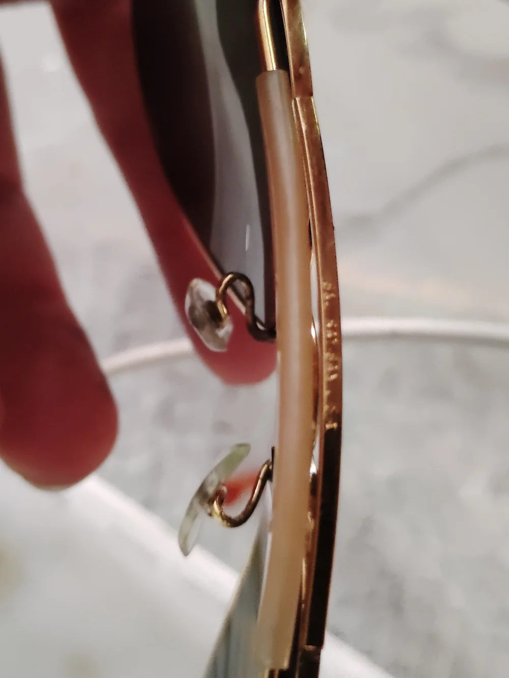 Ray-Ban Classic Aviator Sunglasses - Gold Frame with Dark Green Lenses - Picture 3 of 3